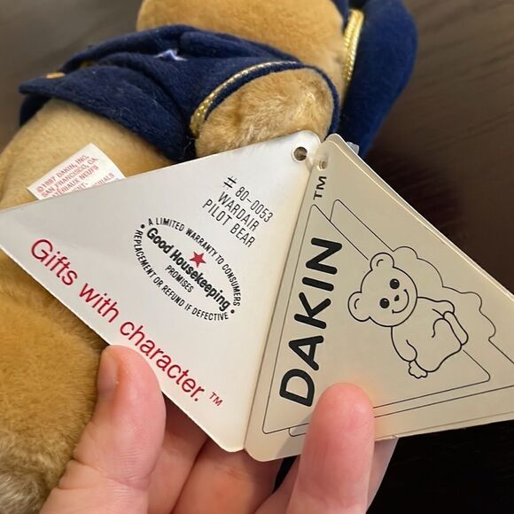 Wardair Vintage Dakin Teddy Bear 1987 Plush Uniform w Tags 8” Excellent Condit… - Picture 7 of 8